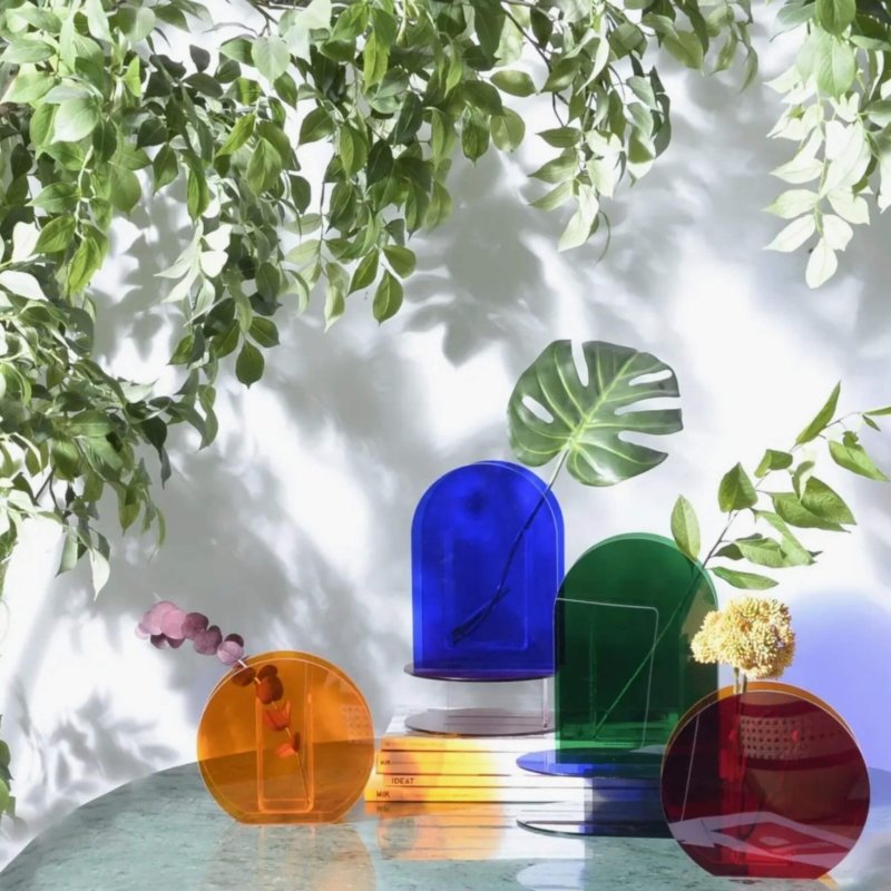 vase vert acrylique transparent